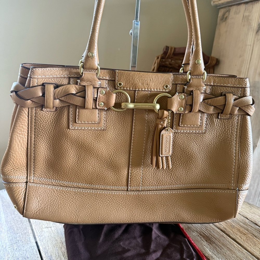 COACH Y2K Hampton Camel Pebble Leather Braid Accent Tassel Purse Bag J0693-10528